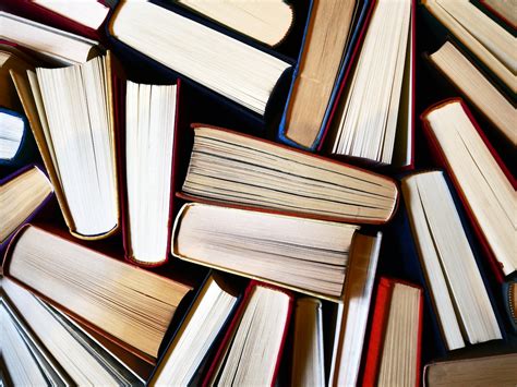 Miss Manners: My relative’s memoir was poorly written and boring.